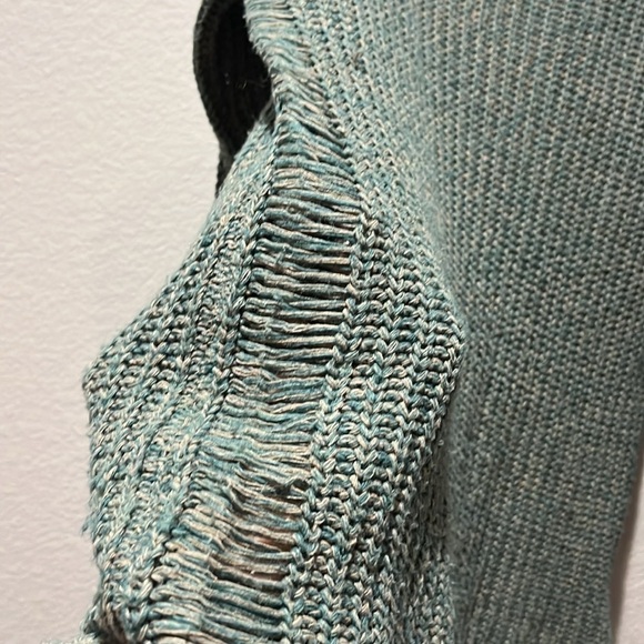 Umgee Womens Distressed Mockneck Sweater Long Sleeve Green Size Small Boho - Picture 4 of 10